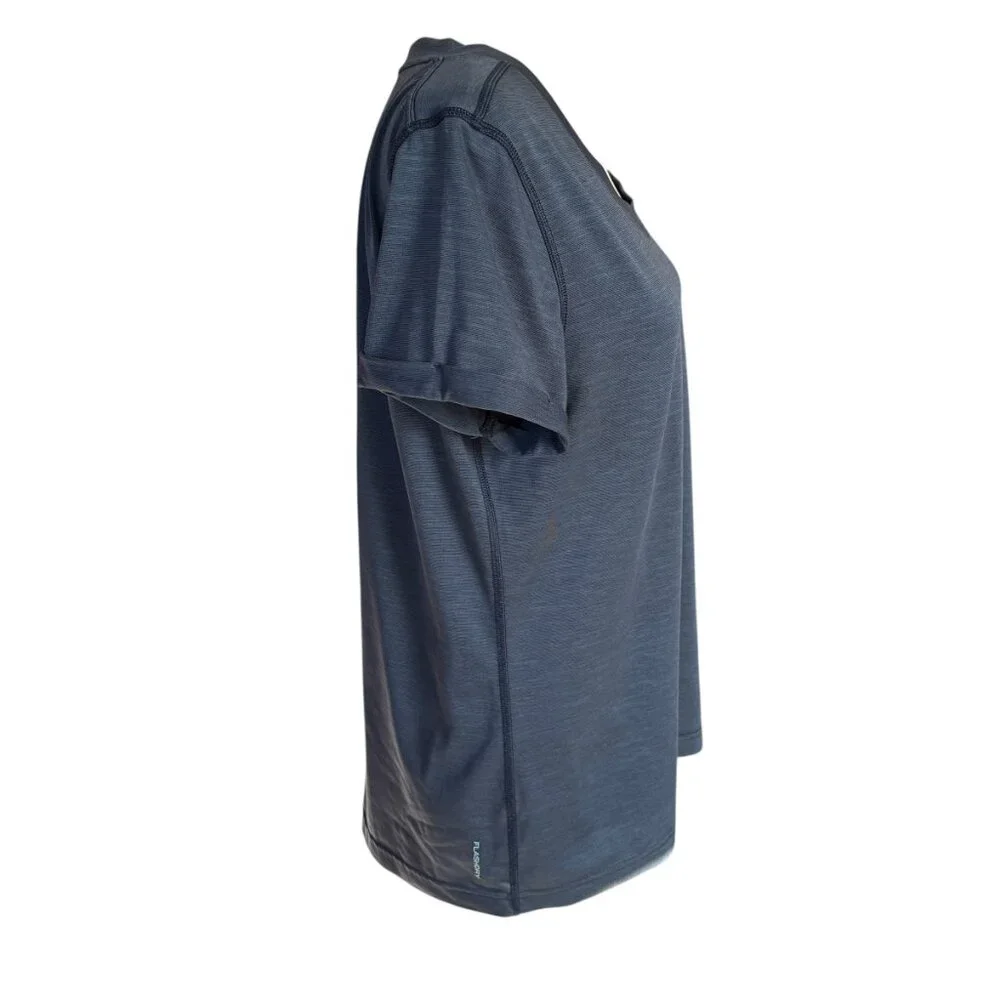 The North Face women's t-shirt grayish blue short sleeve v-neck activewear L - Picture 3 of 10